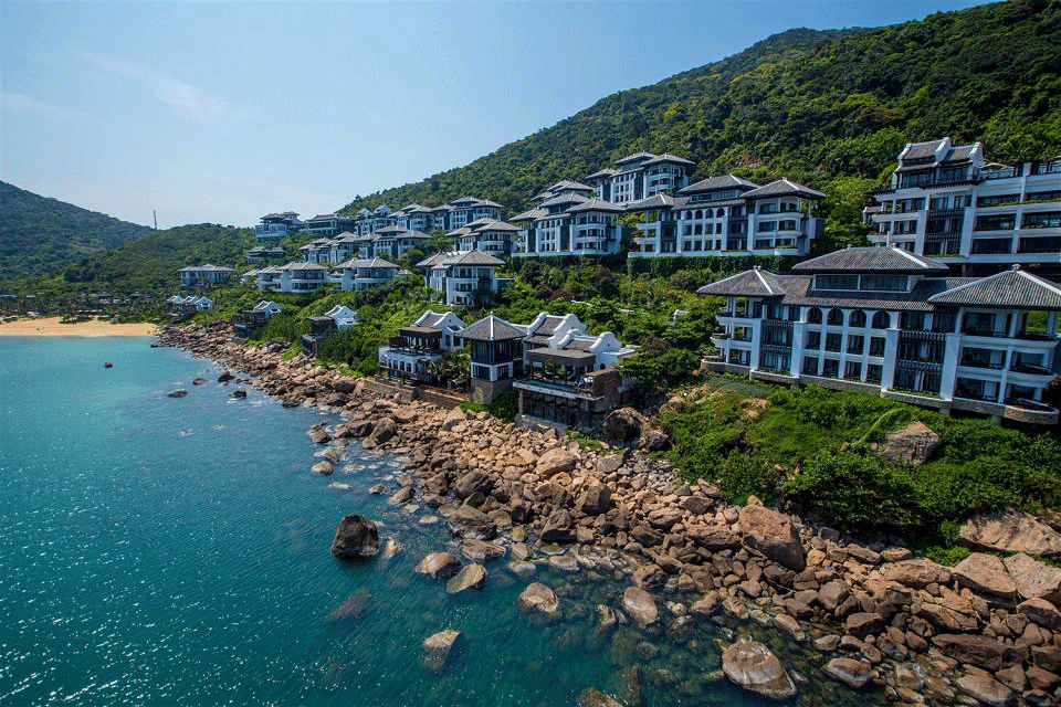InterContinental Danang Sun Peninsula Resort tại Bán đảo Sơn Trà, Đà Nẵng do Tập đoàn Sun Group là chủ đầu tư