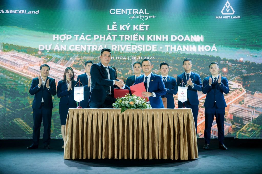 Ảnh chứng nhận Redland phân phối dự án Central Riverside Thanh Hóa 1